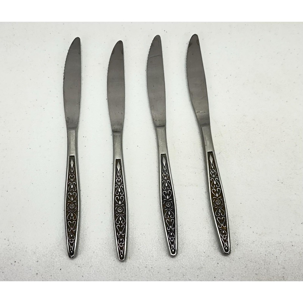 Vintage Towle TWS318 SSC Stainless Japan Dinner Knives Set of 4 MCM 8 1/4"